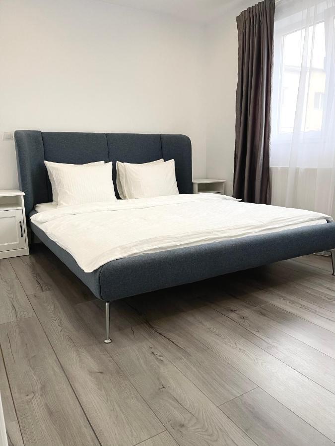 Apartament Emma Targoviste Exteriör bild
