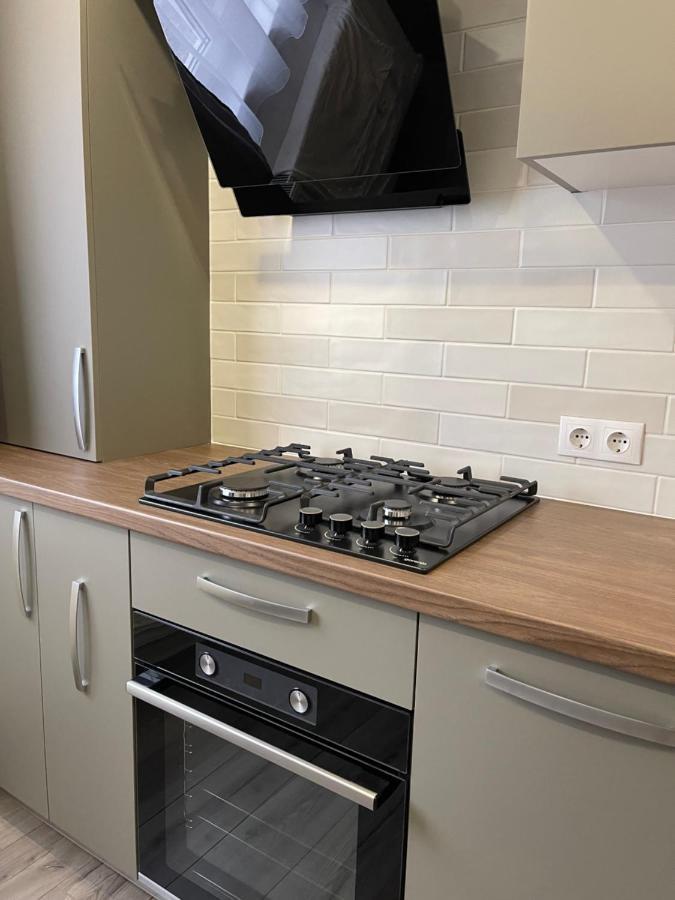 Apartament Emma Targoviste Exteriör bild